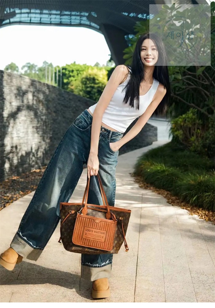 루이비통 네버풀 인사이드 아웃 MM M12061 5번 이미지