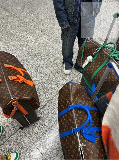 루이비통 반둘리에 50 모노그램 키폴 27번 이미지