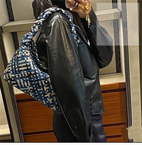 보테가베네타 토스카 숄더백 2번 이미지