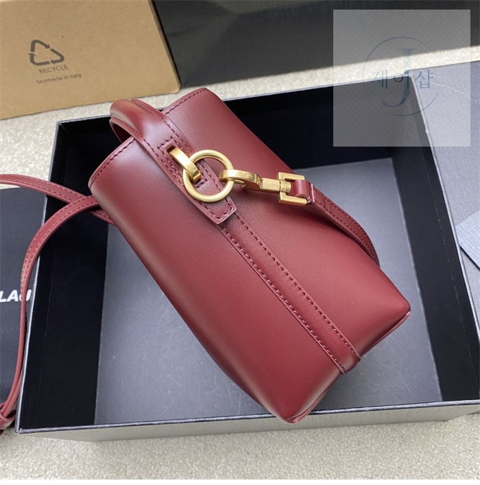 생로랑 미니 LE 37 모노그램 버킷백 13번 이미지