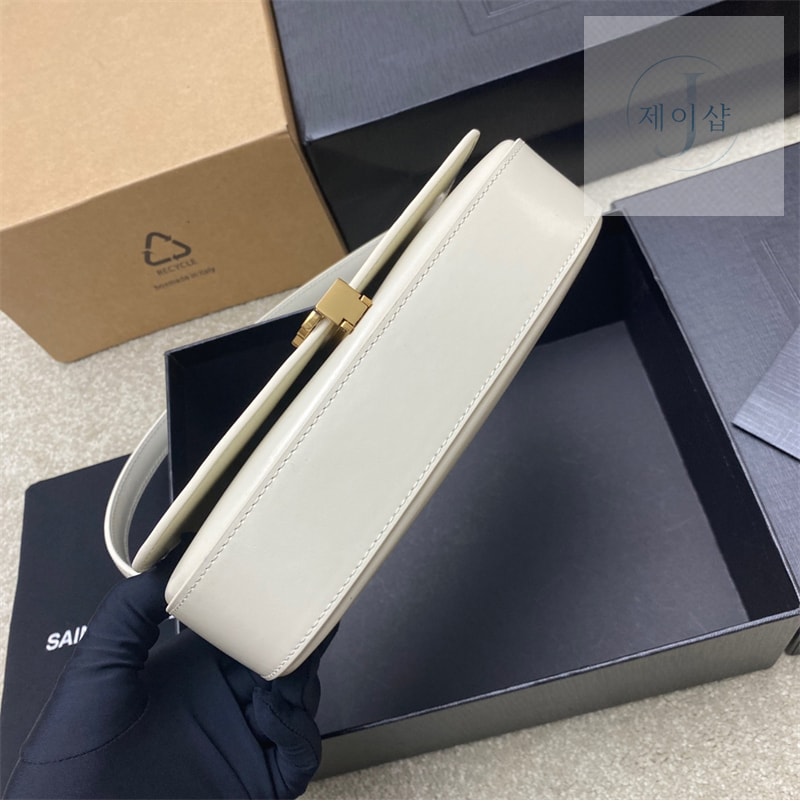 생로랑 미니 볼테르 숄더백 779642 22번 이미지