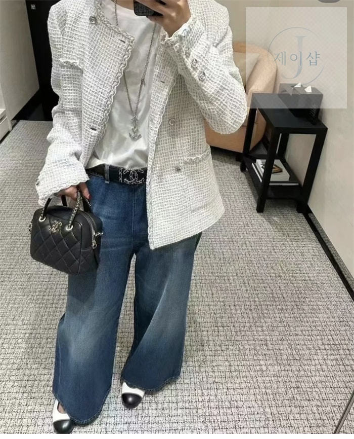 샤넬 25c 골드 메탈 탑핸들 볼링백 4번 이미지