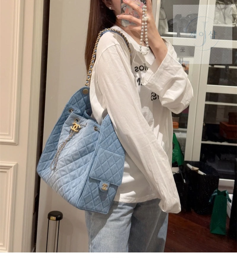 샤넬 25s 클래식 25백 미디엄 워시드 데님 체인 호보 백백