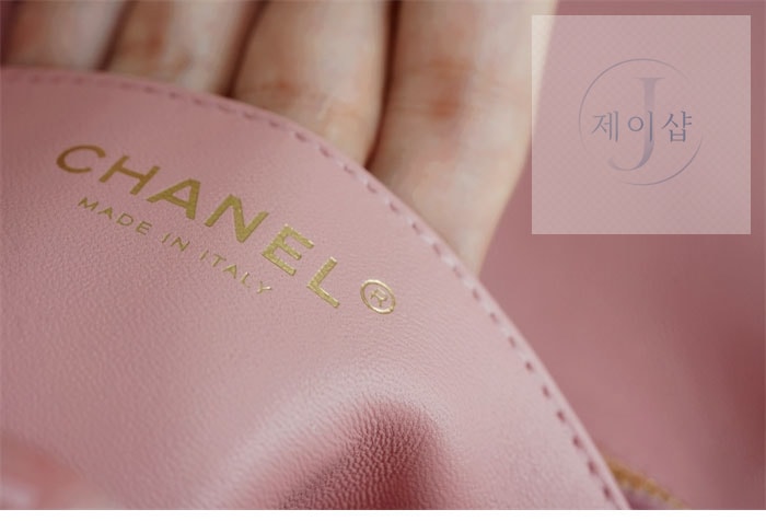샤넬 클래식 골드볼 쁘띠삭 플랩백 핑크 11번 이미지