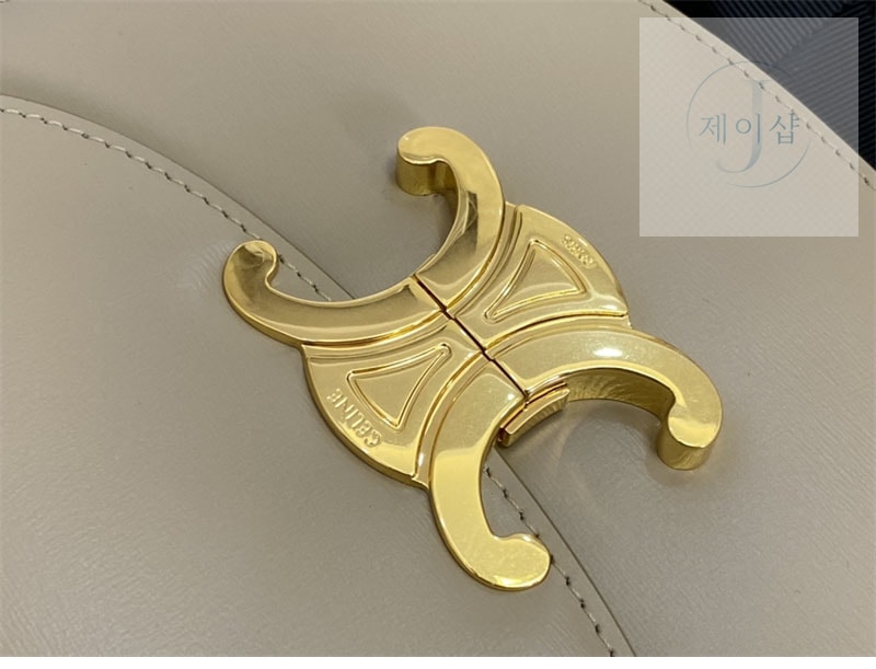 셀린느 베사체 크로스백 샤이니 카프스킨 110413 14번 이미지