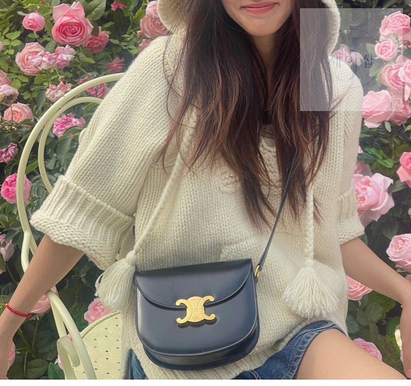 셀린느 베사체 크로스백 샤이니 카프스킨 110413 26번 이미지