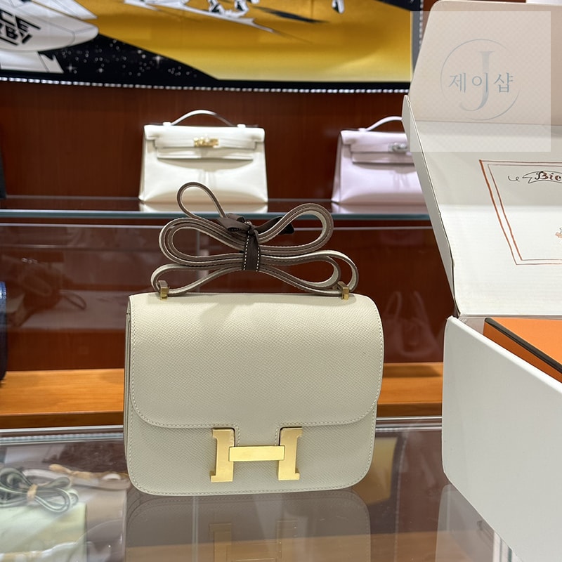 에르메스 콘스탄스 19