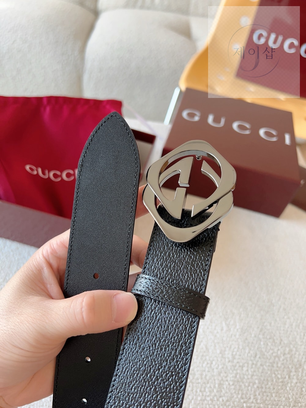 Gucci 2 - 상세 이미지