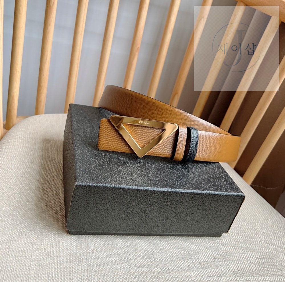 Prada 4 - 상세 이미지