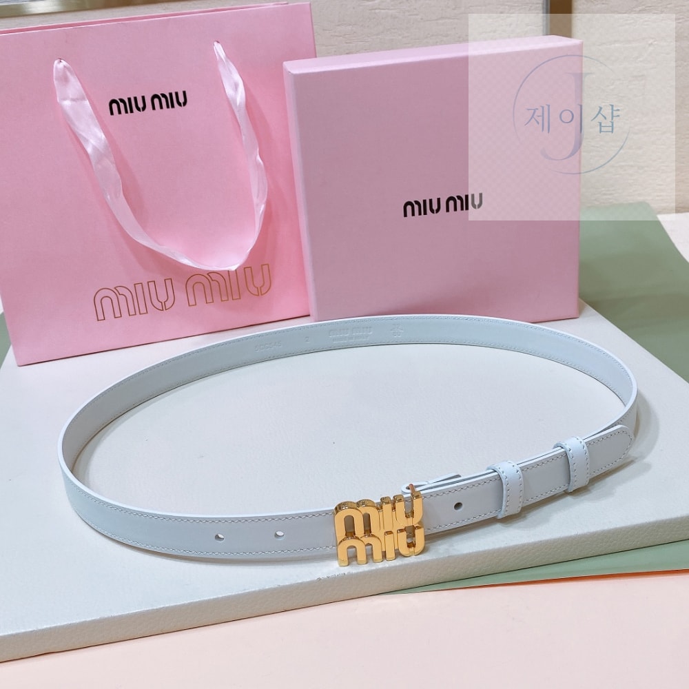 Miu Miu 8