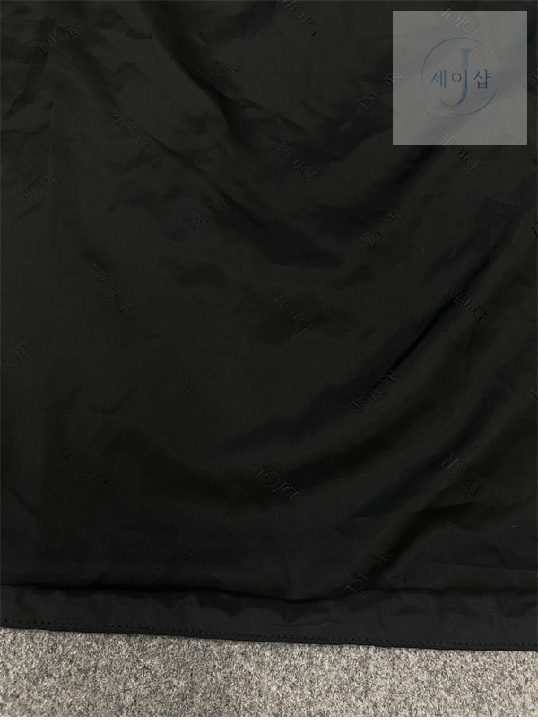 디올 Couture 헤일로 이펙트 윈드브레이커 자켓 (TJ공장) - 상세 이미지