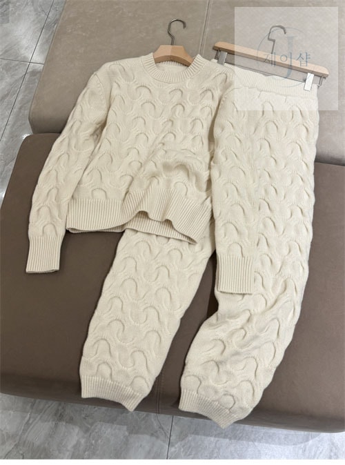 로로피아나 Cocooning 캐시미어 스웨트셔츠 / 스웨트팬츠 세트 - 상세 이미지
