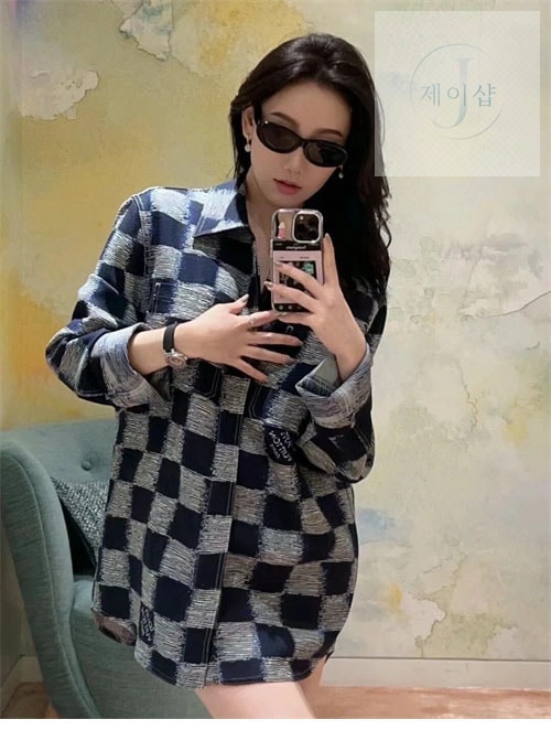 루이비통 24FW 다미에 울 오버셔츠 - 상세 이미지
