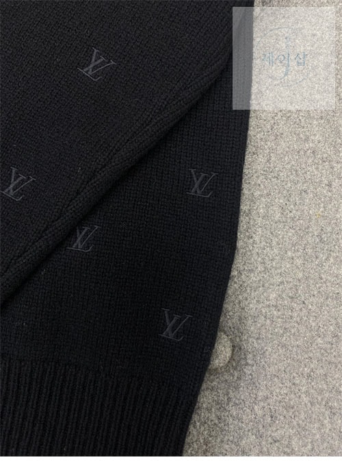 루이비통 24FW 엠브로이더드 시그니처 메리노 크루넥 1AFIXC（TJ공장） - 상세 이미지