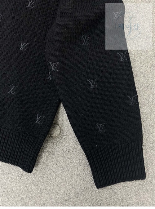 루이비통 24FW 엠브로이더드 시그니처 메리노 크루넥 1AFIXC（TJ공장） - 상세 이미지