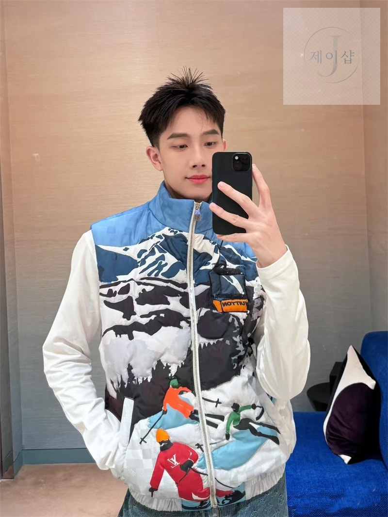루이비통 SKI 슬리브리스 퀼티드 베스트（세븐） - 상세 이미지