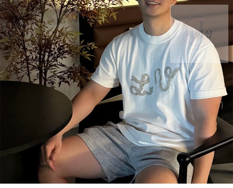 루이비통 엠벨리시드 LV 리본 반팔 티셔츠 - 상세 이미지