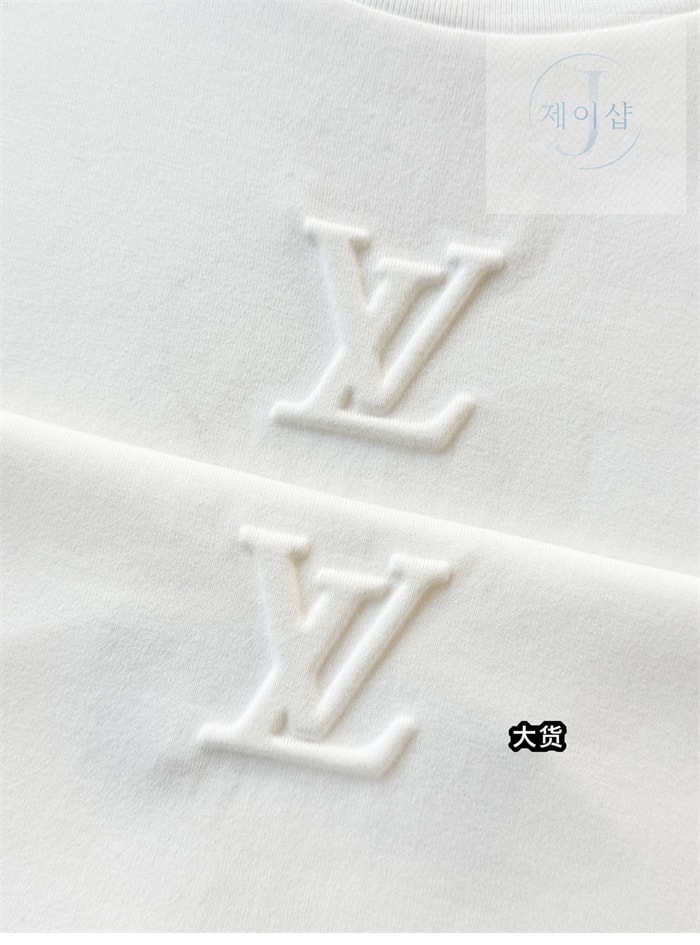 루이비통 엠보스드 LV 반팔 티셔츠 - 상세 이미지