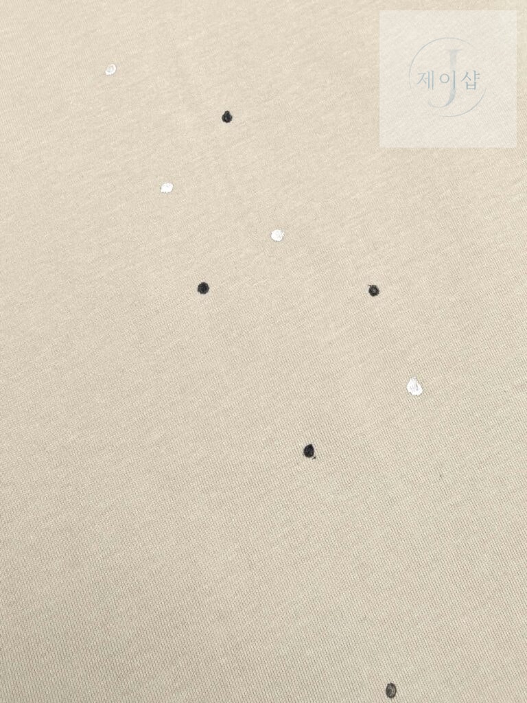 마르지엘라 24SS 페인팅 로고 반팔 티셔츠 베이지 - 상세 이미지