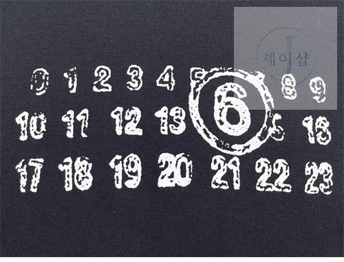 메종 마르지엘라 MM6 로고 크루넥 스웨트셔츠 맨투맨（레어） - 상세 이미지