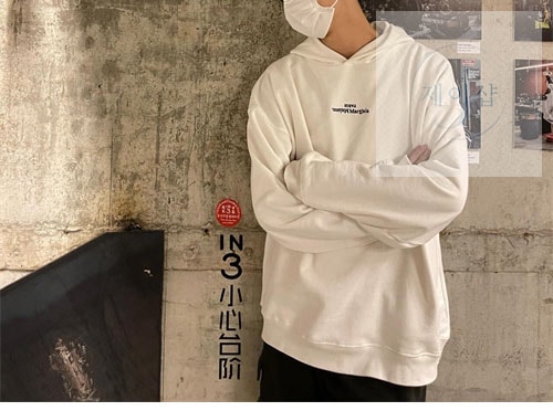 메종마르지엘라 MM6 업사이드 다운 자수 로고 후디 2컬러 (레어) - 상세 이미지