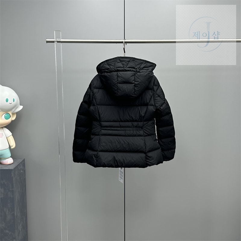 몽클레어 Avoce 아보체 숏 다운 패딩 자켓 - 상세 이미지