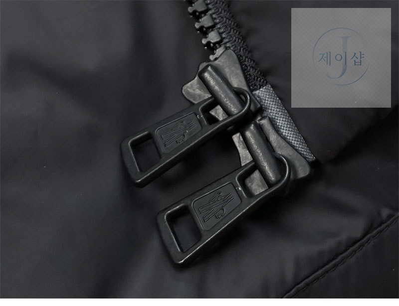 몽클레어 Citala 시탈라 숏 다운 패딩 자켓（레어） - 상세 이미지