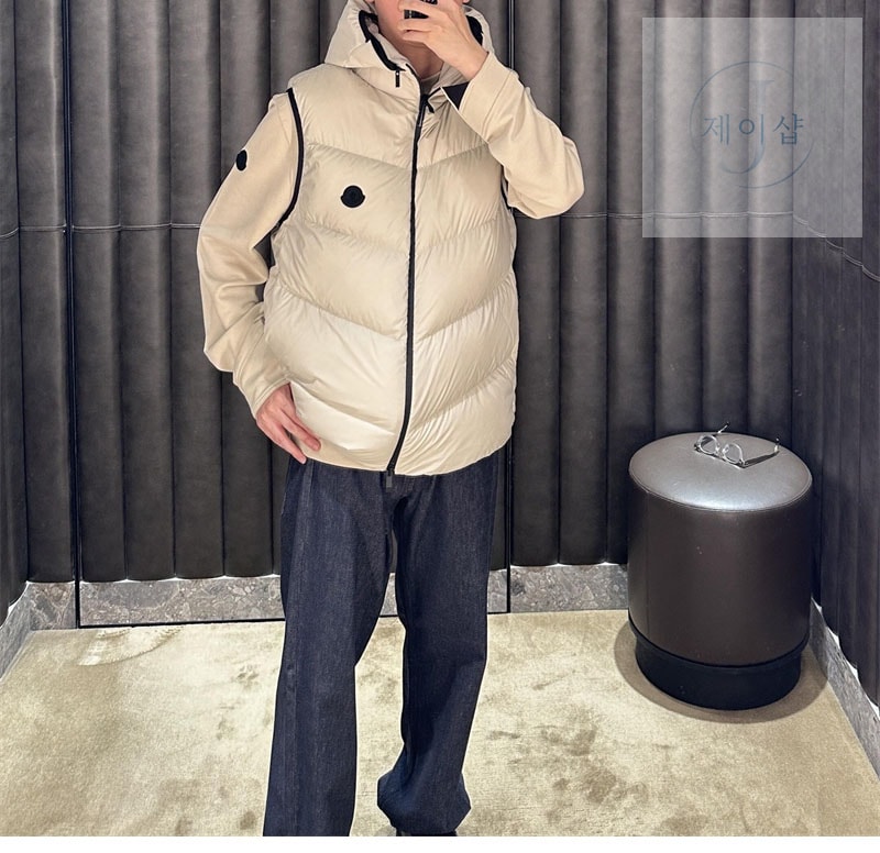 몽클레어 Guersac 게르삭 퀼팅 후드 다운 패딩 베스트 조끼（레어） - 상세 이미지