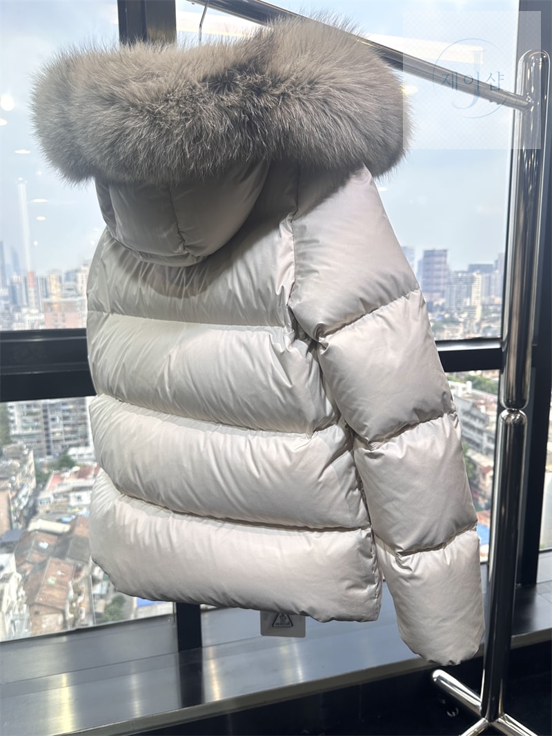 몽클레어 Laichefur 라이체퍼 다운 패딩 자켓