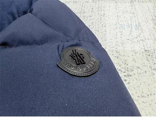 몽클레어 무살라 Mussala 숏 다운패딩 - 상세 이미지