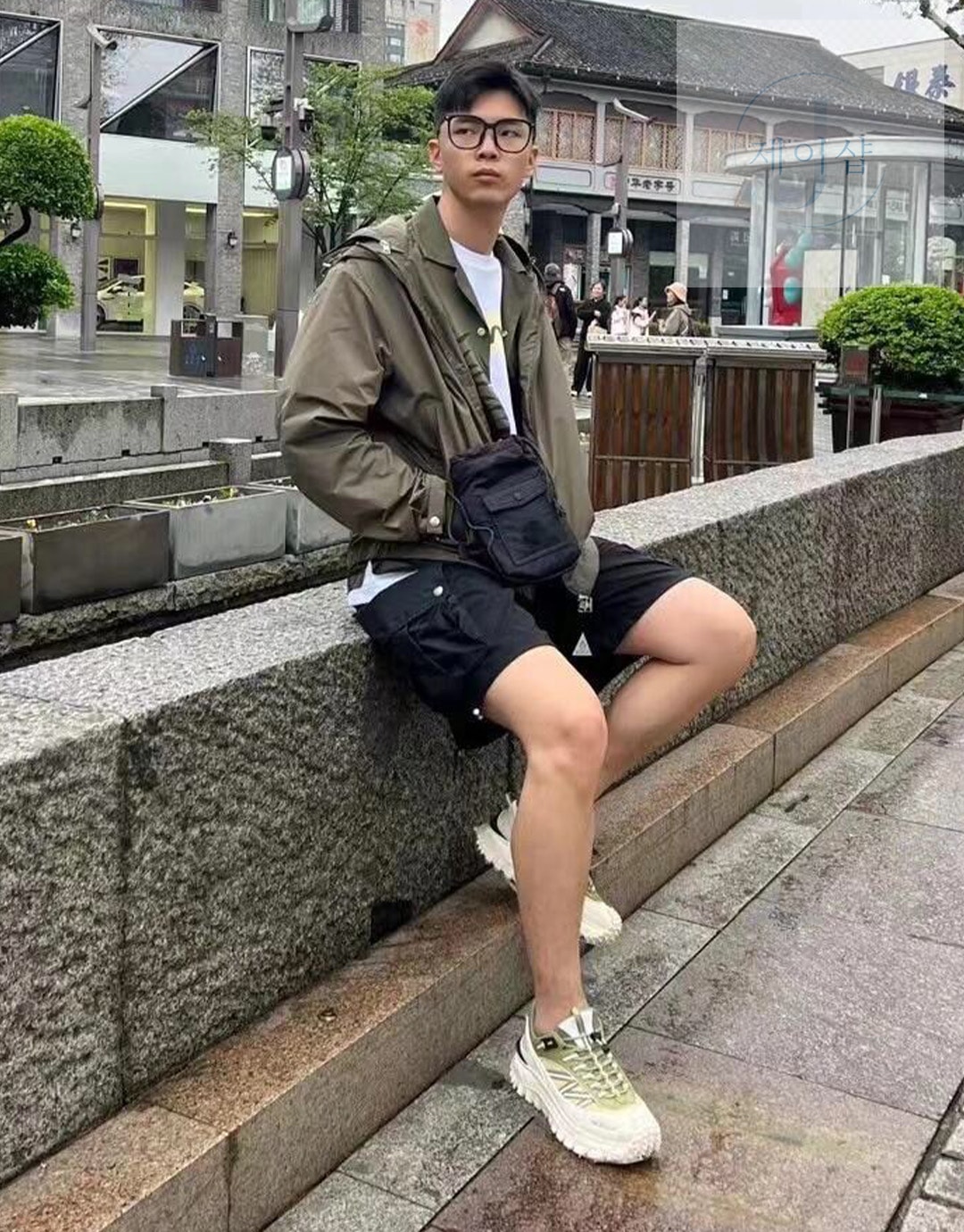 몽클레어 서프웩 블랙 카고 쇼츠 - 상세 이미지