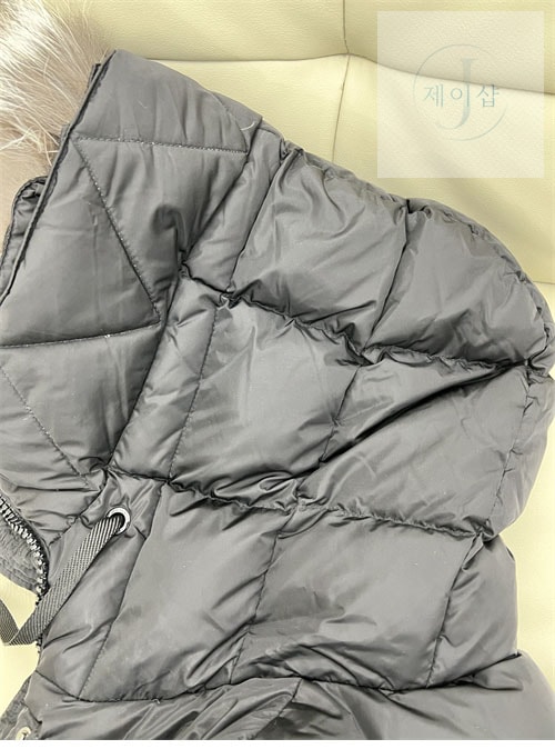 몽클레어 아프로티 Aphroti 다운 패딩 자켓 - 상세 이미지