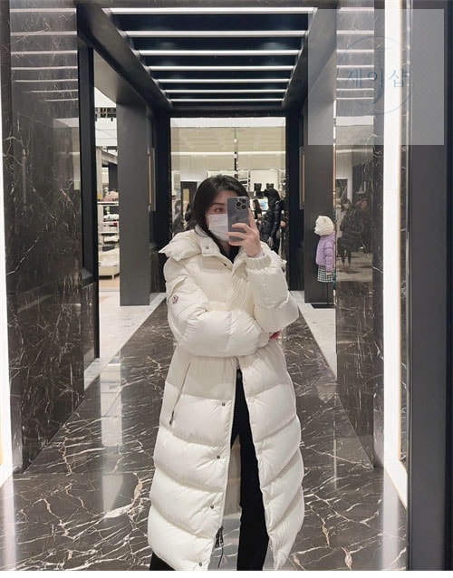 몽클레어 카베타즈 Cavettaz 롱 다운 패딩 - 상세 이미지
