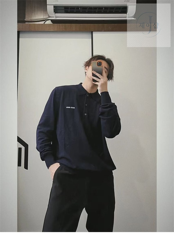 미우미우 24SS 로고 울 니트 폴로 티셔츠 (세븐) - 상세 이미지