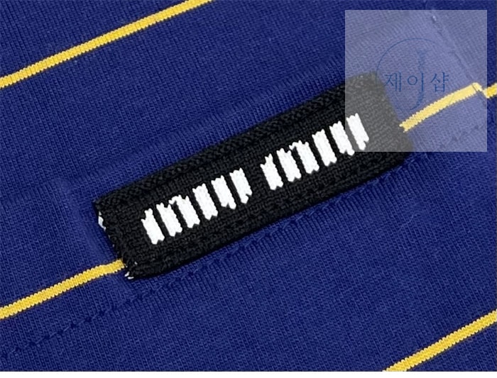 미우미우 25SS 스트라이프 반팔 티셔츠（레어） - 상세 이미지