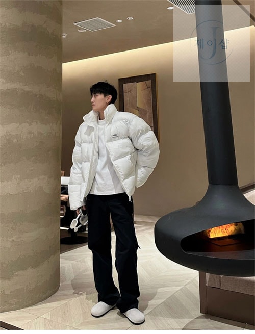 발렌시아가 3B 스포츠 아이콘 스키 푸퍼 패딩 자켓 2컬러（레어） - 상세 이미지