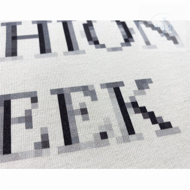 발렌시아가 파리패션위크 그래픽 반팔 티셔츠
