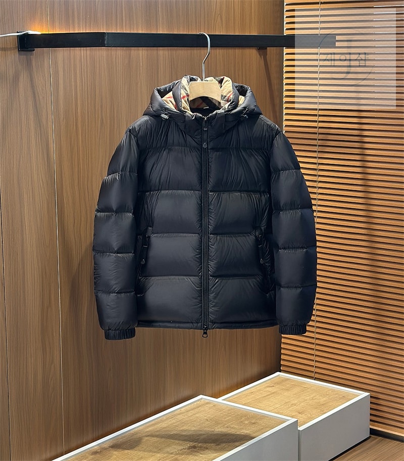 버버리 후드 다운 푸퍼 자켓