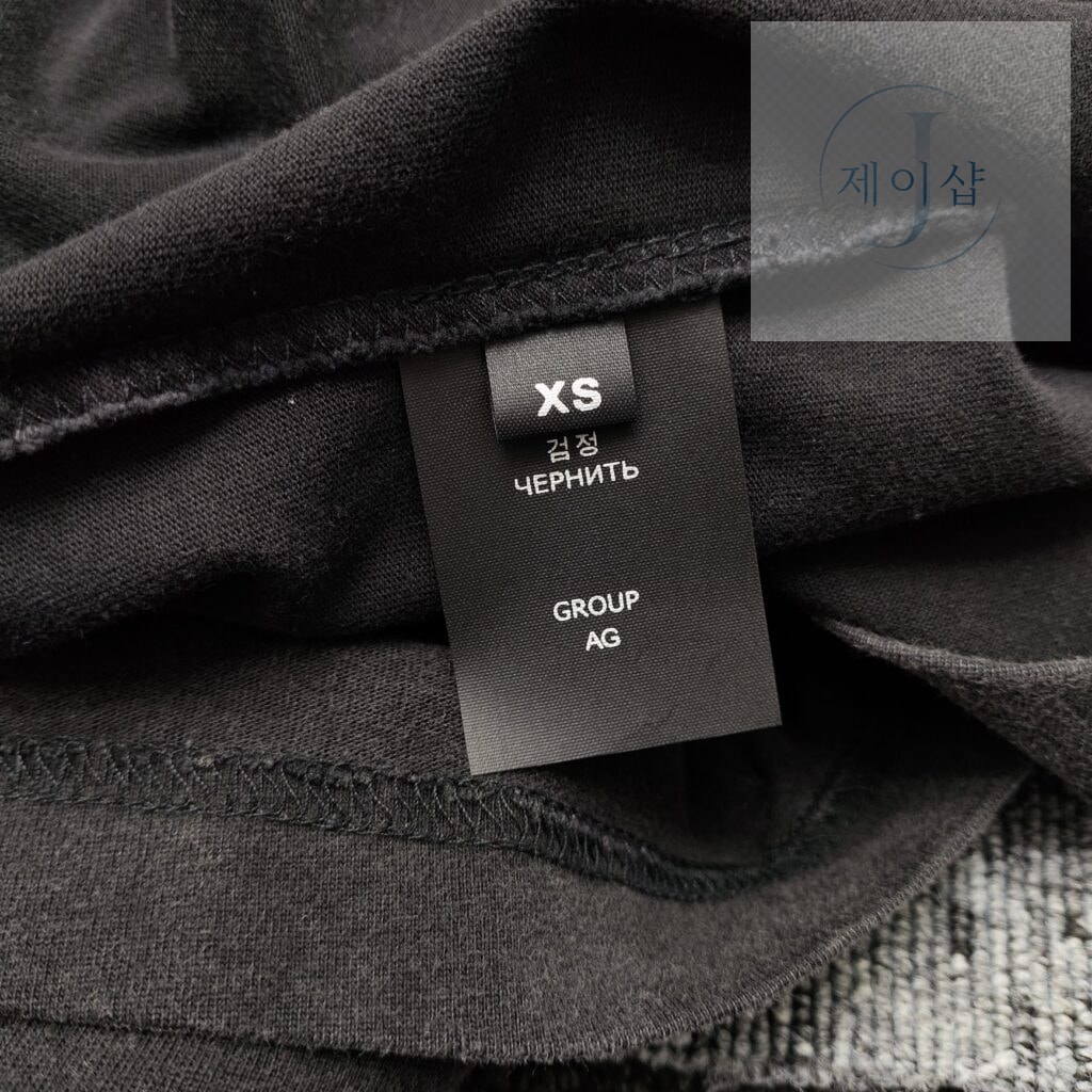베트멍 24SS SPRING WATER 로고 반팔 티셔츠 블랙 - 상세 이미지
