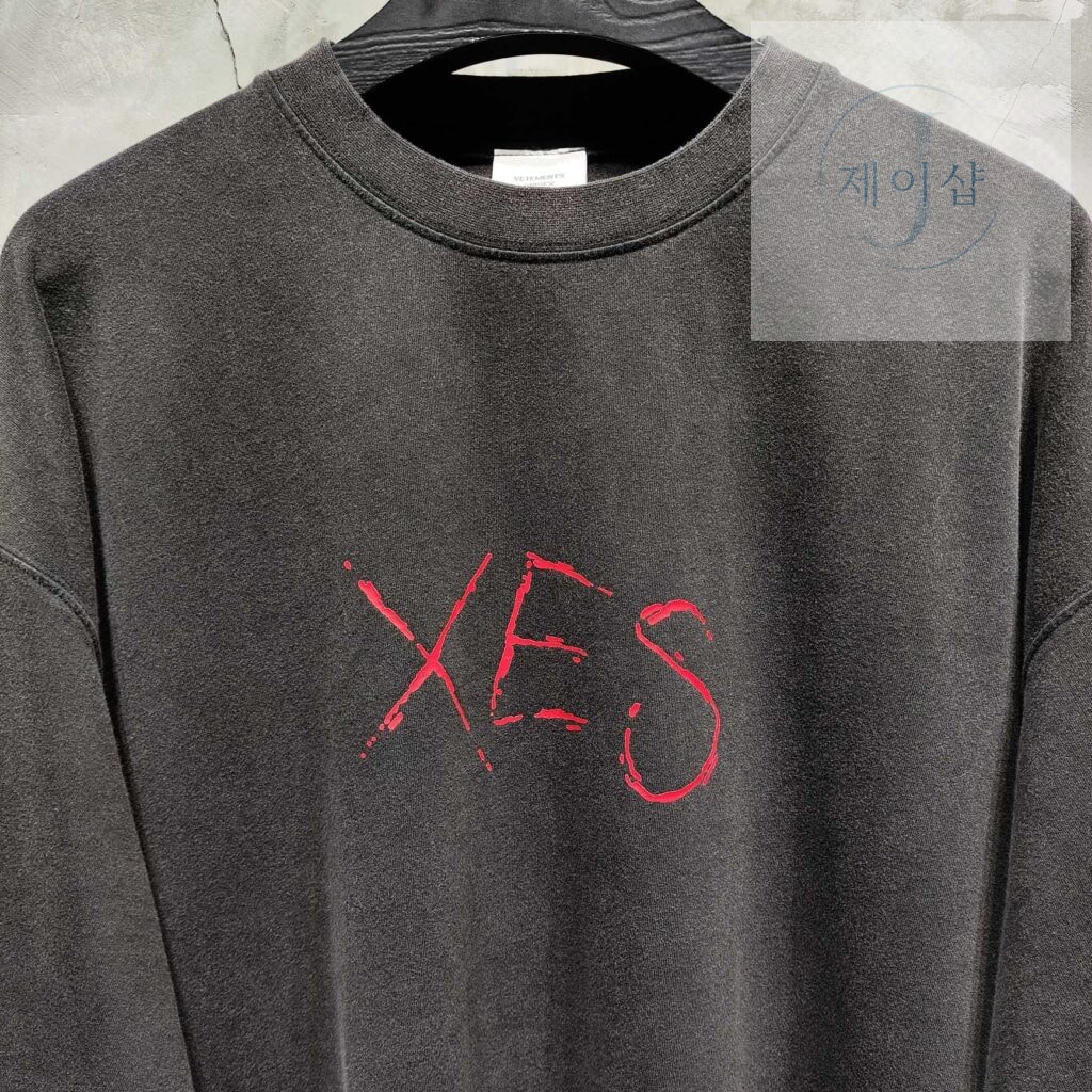 베트멍 24SS XES 프린팅 반팔 티셔츠 블랙 - 상세 이미지