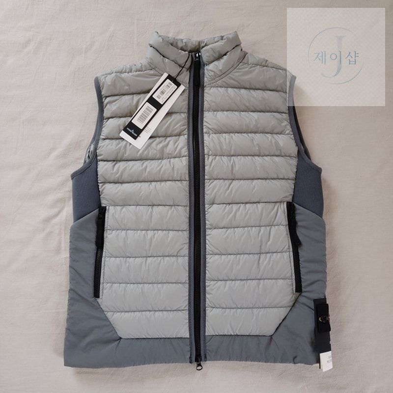 스톤아일랜드 17FW 다운 질레 패딩 베스트 DOWN GILET G0124