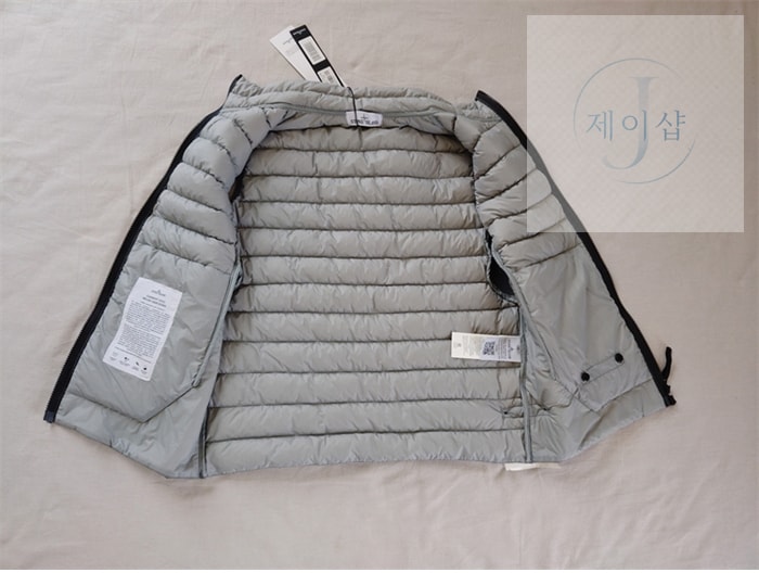 스톤아일랜드 17FW 다운 질레 패딩 베스트 DOWN GILET G0124 - 상세 이미지