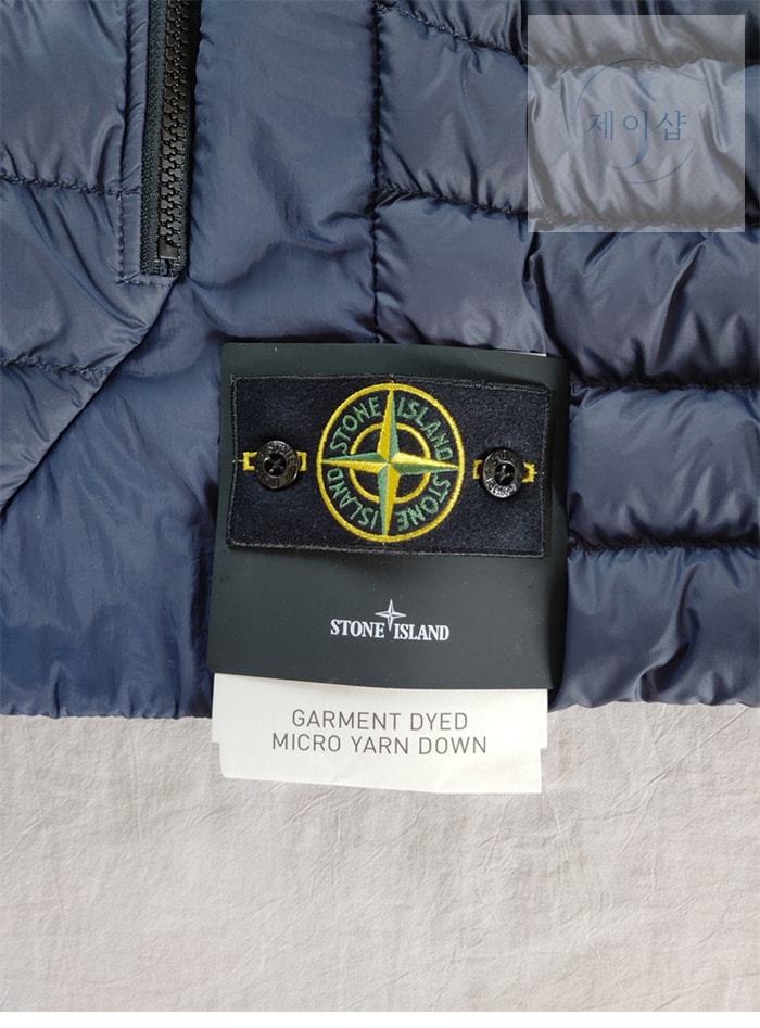 스톤아일랜드 17FW 다운 질레 패딩 베스트 DOWN GILET G0124 - 상세 이미지