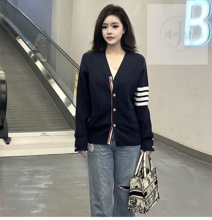 톰브라운 사선완장 밀라노 스티치 코튼 크레이프 가디건 - 상세 이미지