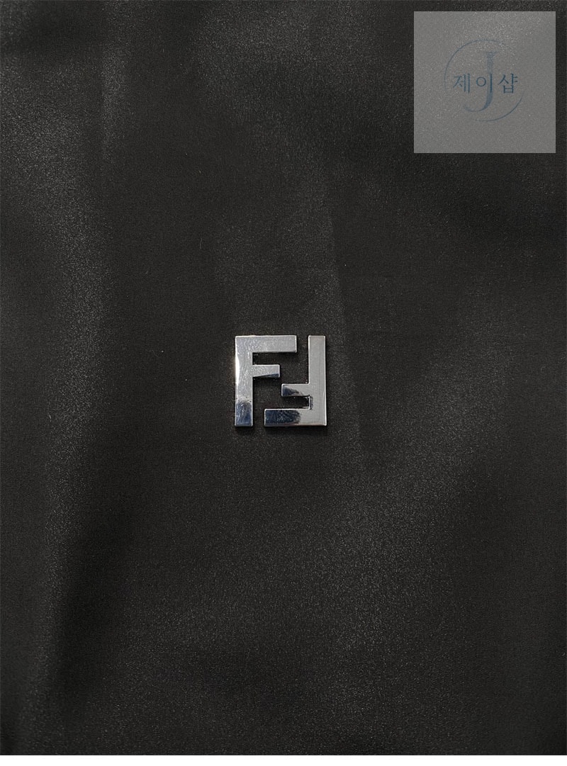 펜디 FF 로고 메탈 테크니컬 패브릭 블루종 자켓（TJ공장） - 상세 이미지