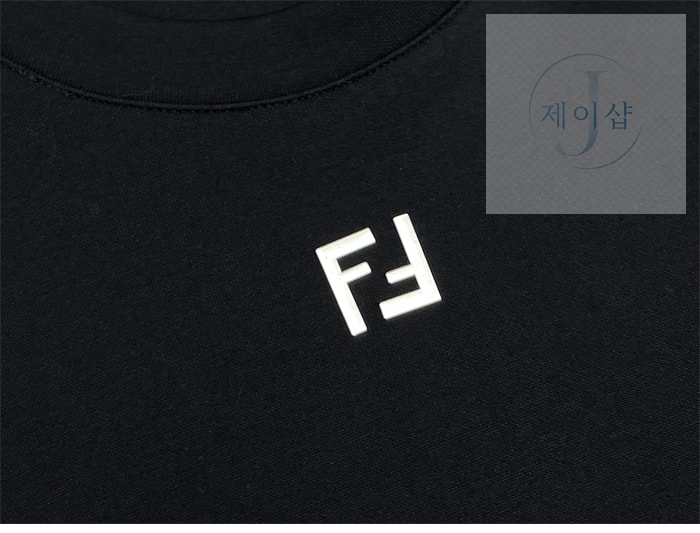 펜디 메탈 FF 반팔 티셔츠（레어） - 상세 이미지