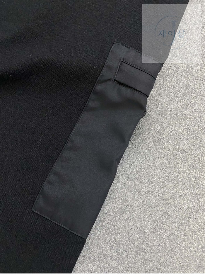 프라다 테크니컬 개버딘 캐주얼 팬츠 (TJ공장) - 상세 이미지
