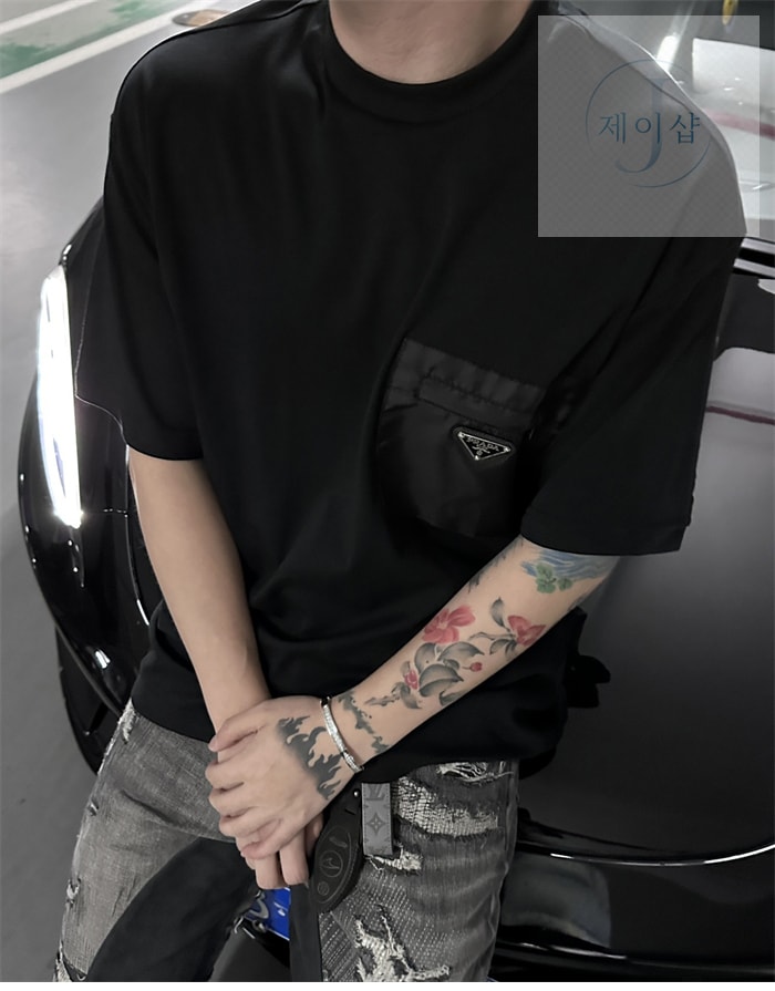 프라다 트라이앵글로고 리나일론 저지 티셔츠（세븐） - 상세 이미지