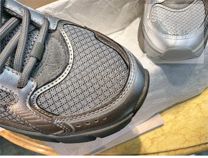 골든구스 라이트스타 스니커즈 (터보) - 상세 이미지