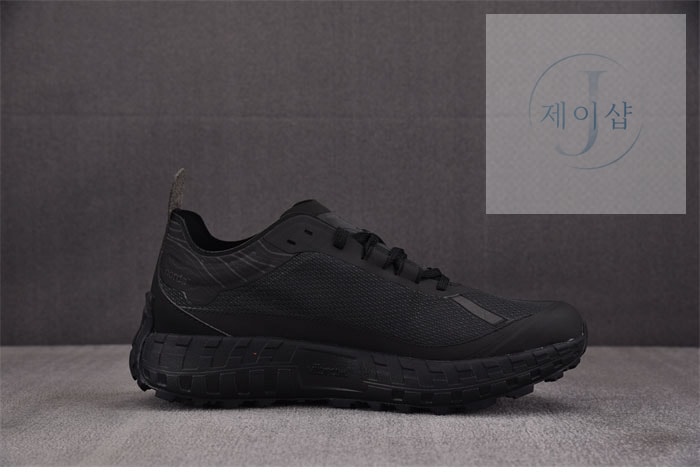 노다 001 스니커즈 블랙 Anti Slip Wear Resistant - 상세 이미지